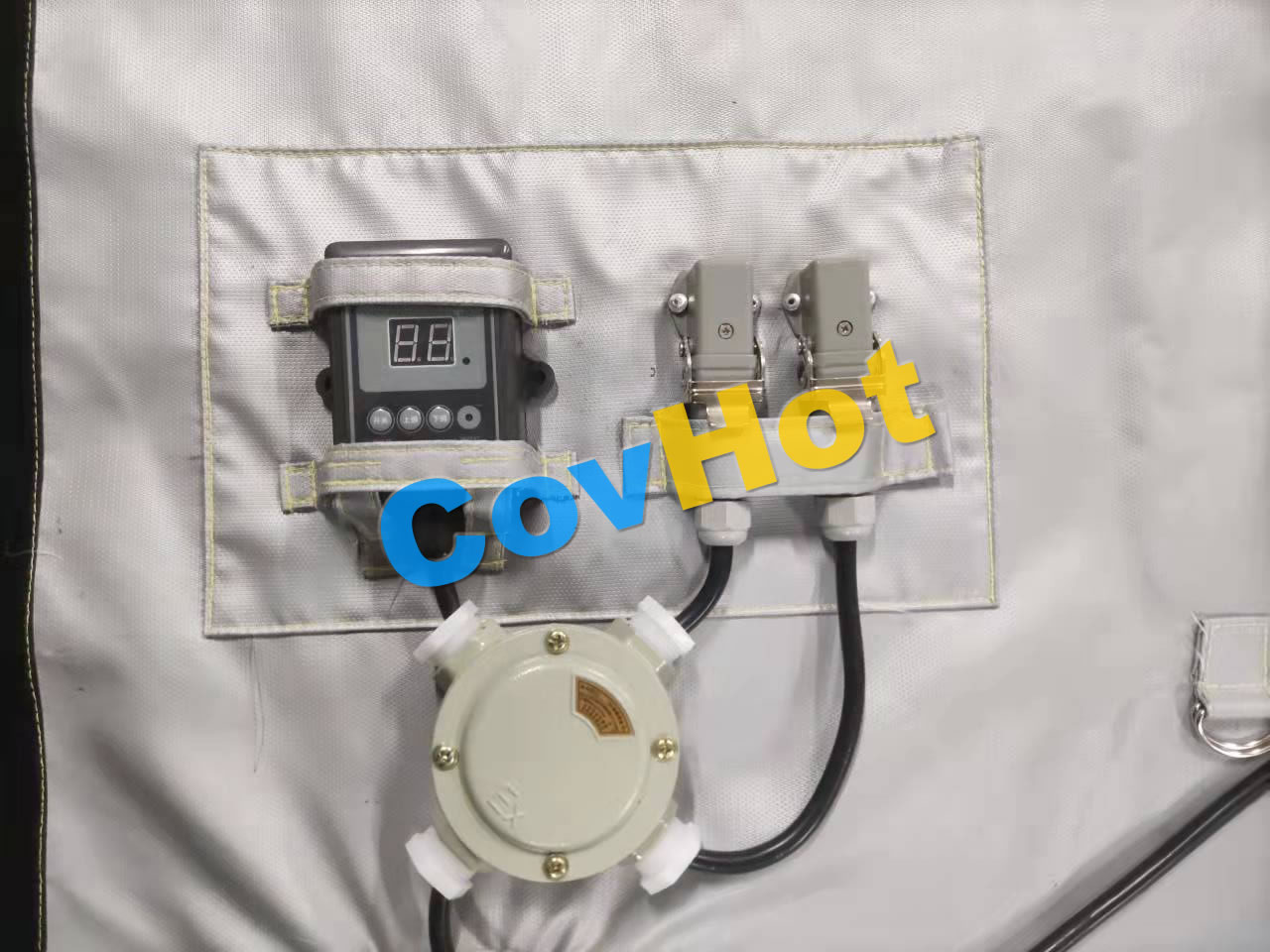 電伴熱<a href=http://www.freefrog.cn/e/tags/?tagname=%E4%BF%9D%E6%B8%A9%E5%A5%97 target=_blank class=infotextkey>保溫套</a>